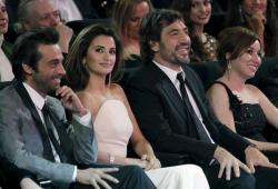 Javier Bardem, Penlope Cruz y Jordi Moll en los Goya 2010